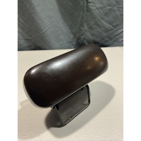 Gucci Hard Clam Shell Sunglasses Case, Dark Brown Genuine Leather - Picture 5 of 10
